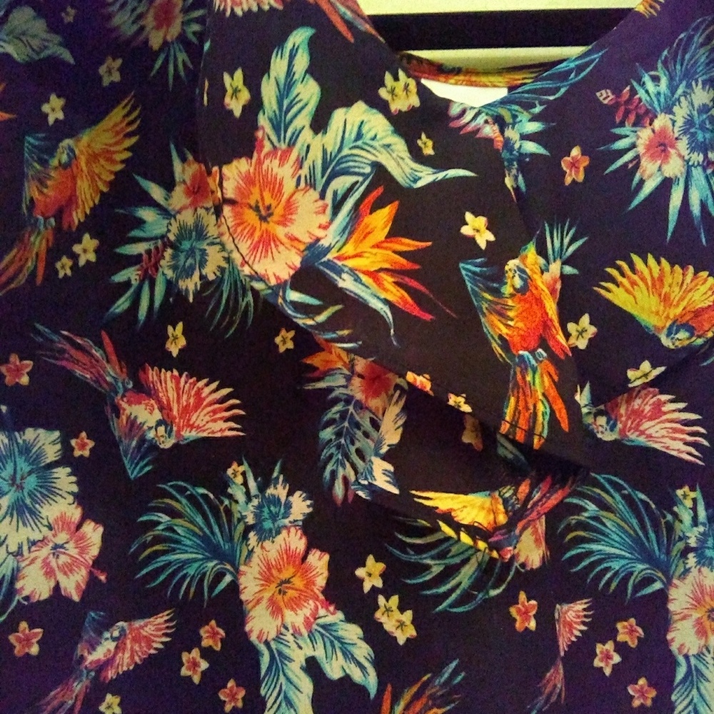 Blouse - Picture 2 of 4